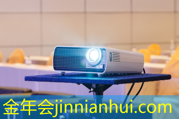 游戏原画师怎么弄的